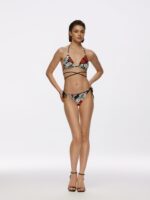 Triangle bikini top Image - Image 3